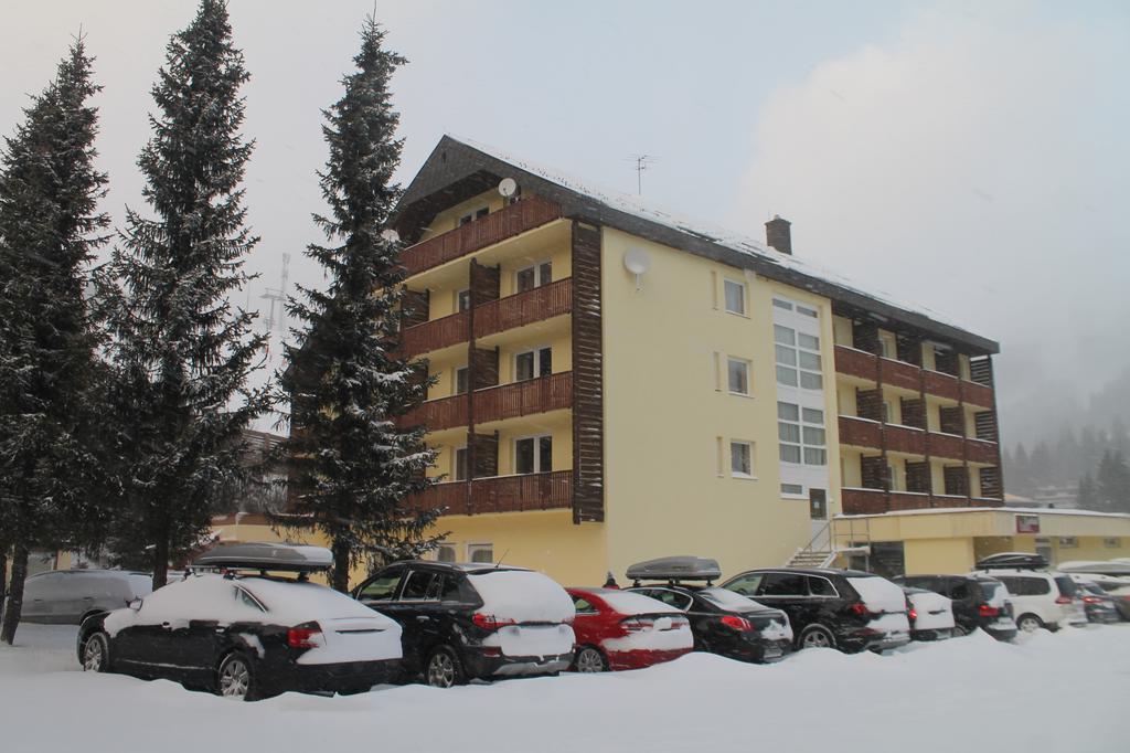 Lachtalhaus Esterno foto